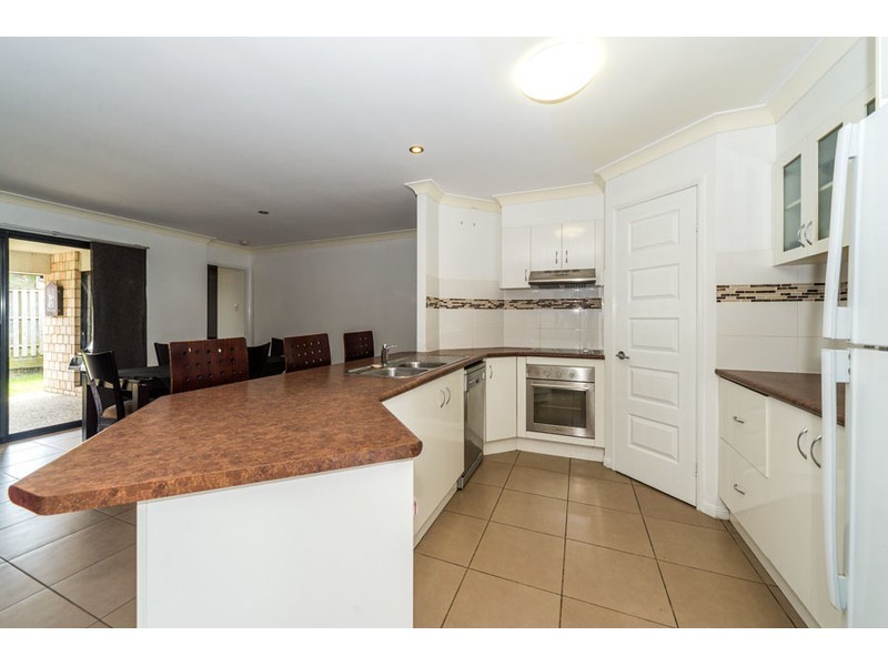 6 Buchanan Circuit, Oxenford QLD 4210