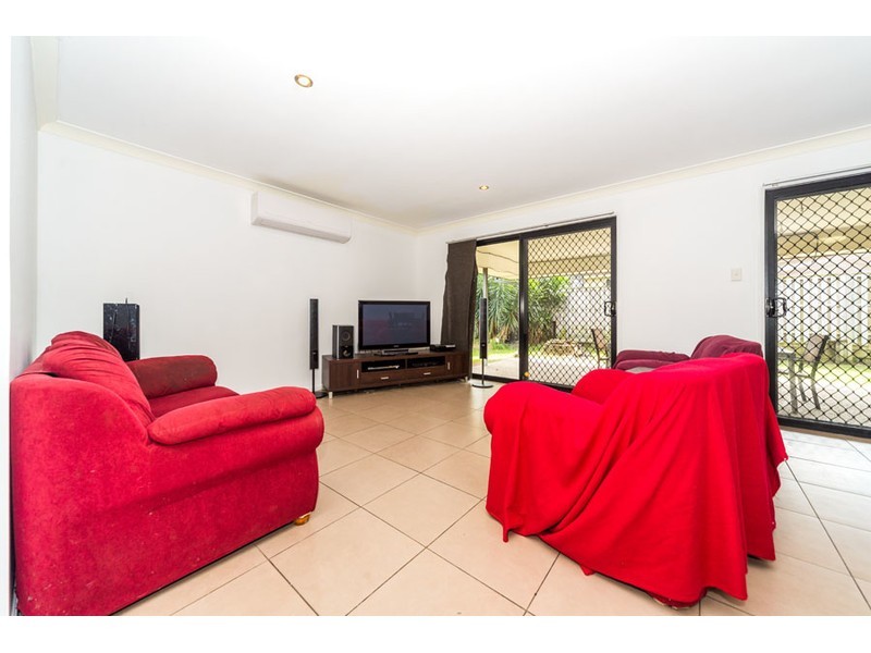 6 Buchanan Circuit, Oxenford QLD 4210