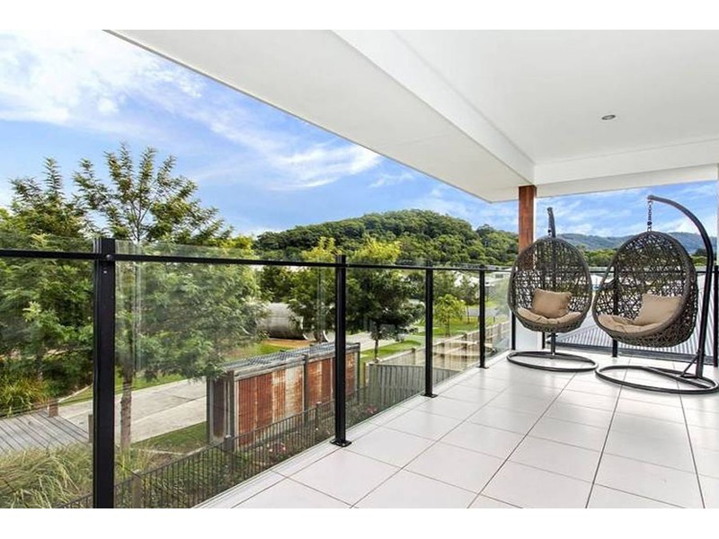 9 Captain Hope Avenue, Maudsland QLD 4210