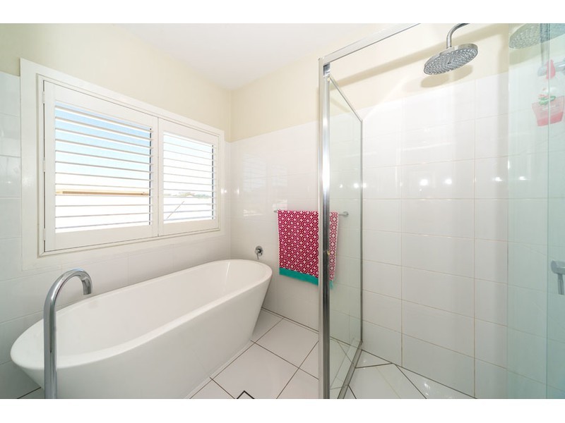 9 Captain Hope Avenue, Maudsland QLD 4210