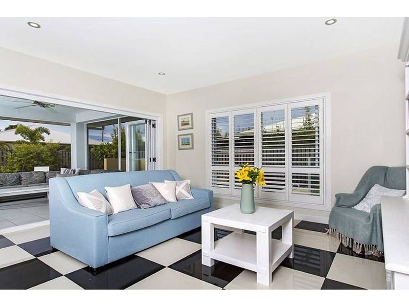 9 Captain Hope Avenue, Maudsland QLD 4210