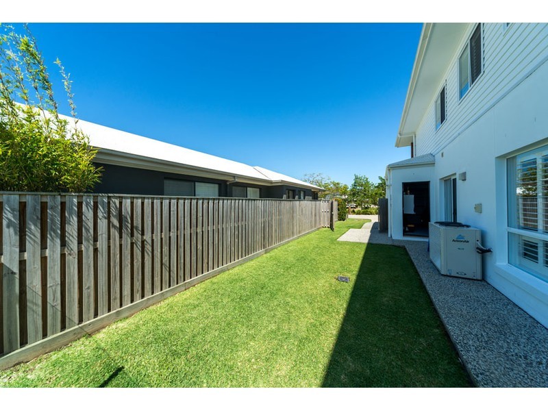 9 Captain Hope Avenue, Maudsland QLD 4210