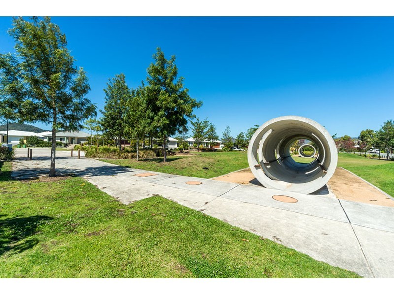 9 Captain Hope Avenue, Maudsland QLD 4210