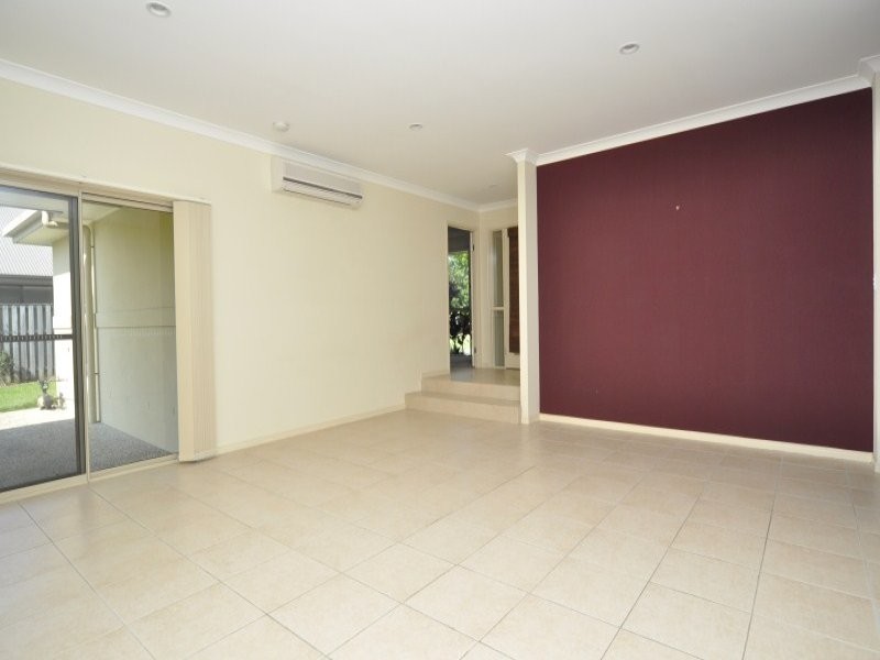 8 Icefire Lane, Coomera Waters QLD 4209
