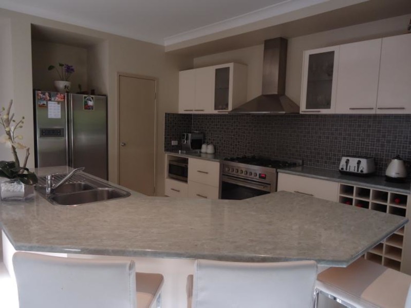 20 Temple Island Circuit, Oxenford QLD 4210