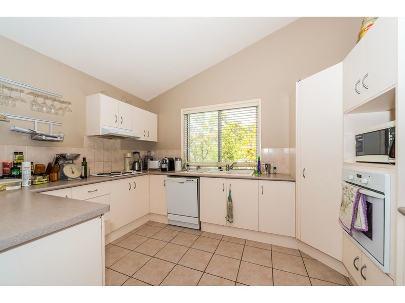 19 Crestridge Crescent, Oxenford QLD 4210