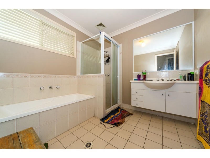 19 Crestridge Crescent, Oxenford QLD 4210