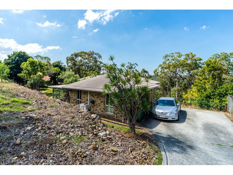 19 Crestridge Crescent, Oxenford QLD 4210
