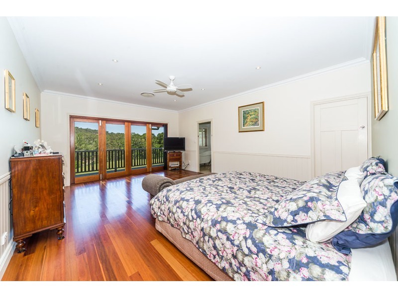 136 Gladrose Crescent, Wongawallan QLD 4210