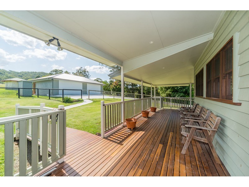 136 Gladrose Crescent, Wongawallan QLD 4210