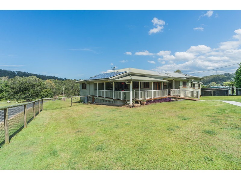 136 Gladrose Crescent, Wongawallan QLD 4210
