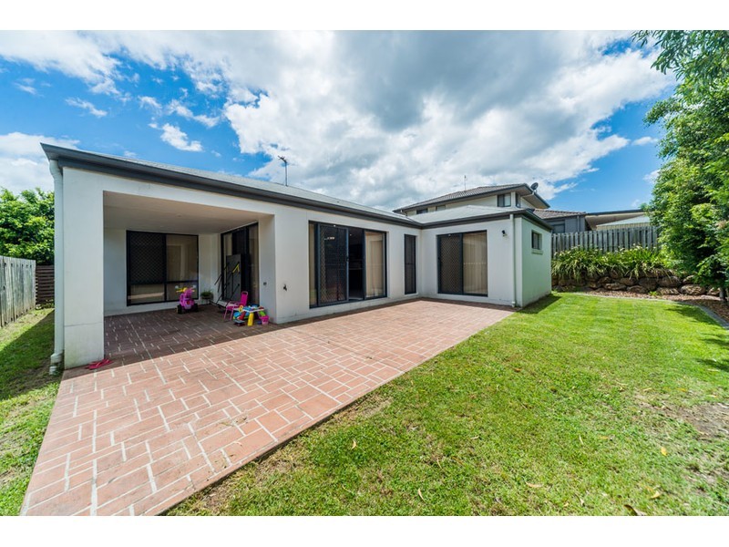 11 Vermont Street, Oxenford QLD 4210