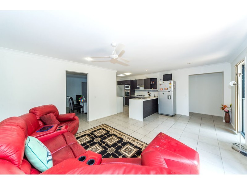 11 Vermont Street, Oxenford QLD 4210