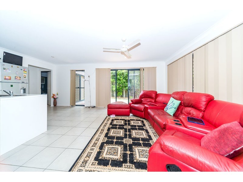 11 Vermont Street, Oxenford QLD 4210