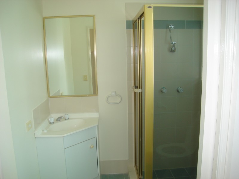 8 Oakdale Avenue, Nerang QLD 4211