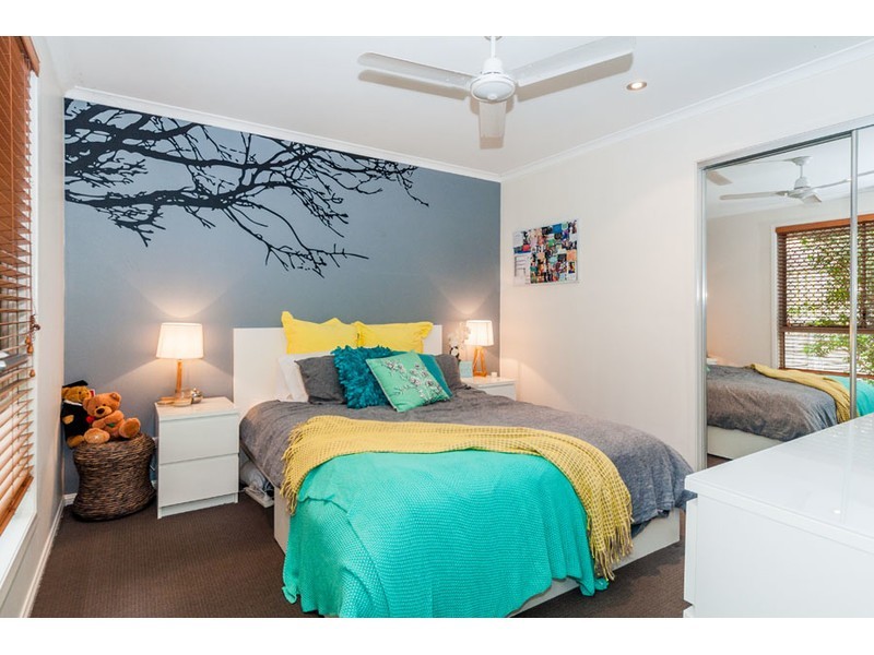 10 Bent Street, Nerang QLD 4211