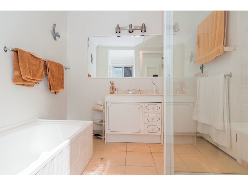 160 Wongawallan Drive, Wongawallan QLD 4210
