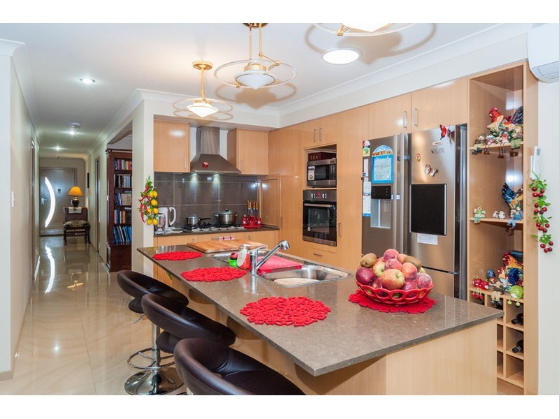 16 Isaac Street, Upper Coomera QLD 4209