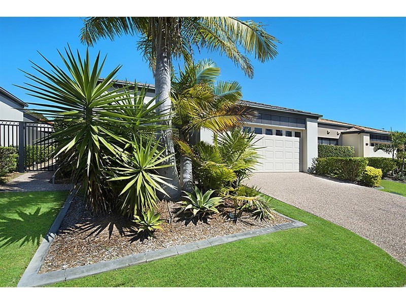 543 Oyster Cove Promenade, Helensvale QLD 4212