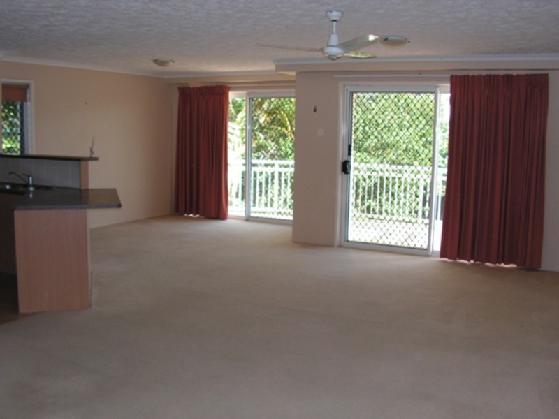 20/16 Sykes Court, Southport QLD 4215