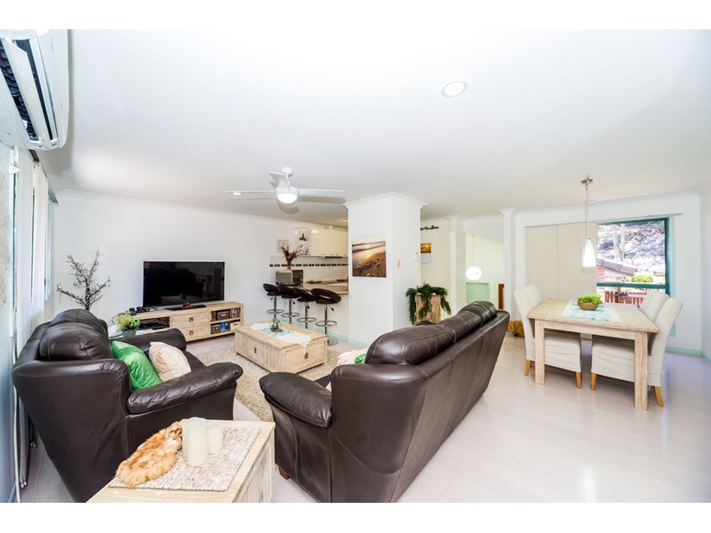 1070/6 Crestridge Crescent, Oxenford QLD 4210