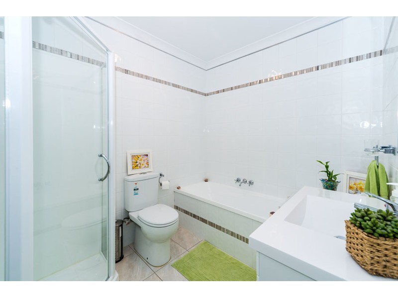 1070/6 Crestridge Crescent, Oxenford QLD 4210