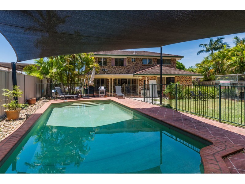 60 Kawana Crescent, Ashmore QLD 4214