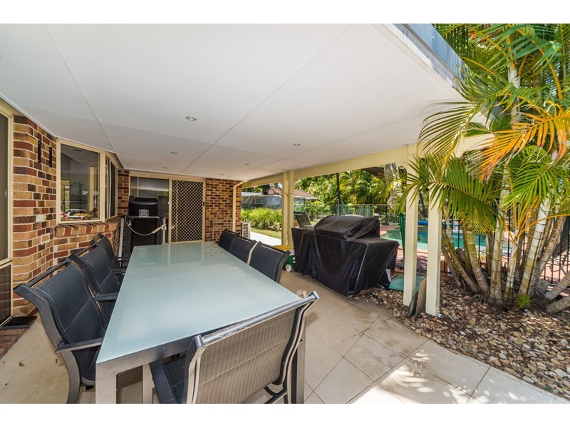 60 Kawana Crescent, Ashmore QLD 4214