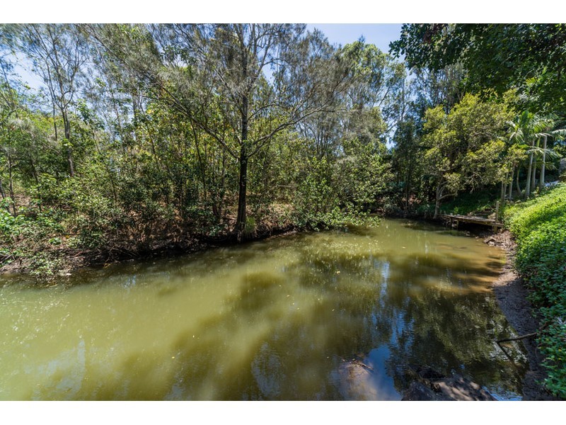 60 Kawana Crescent, Ashmore QLD 4214