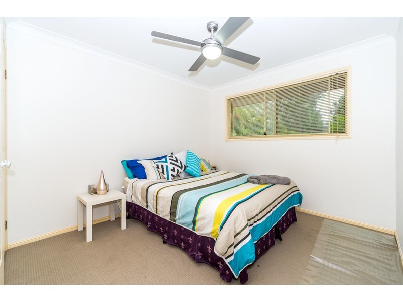 60 Kawana Crescent, Ashmore QLD 4214