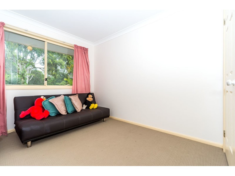 60 Kawana Crescent, Ashmore QLD 4214