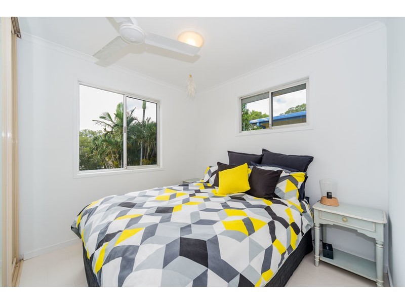 12 Gurrah Avenue, Southport QLD 4215