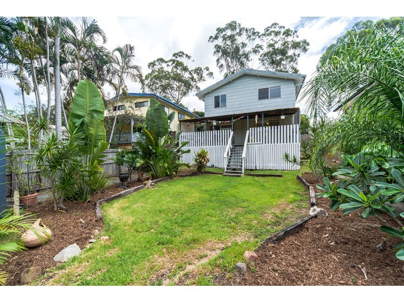 12 Gurrah Avenue, Southport QLD 4215