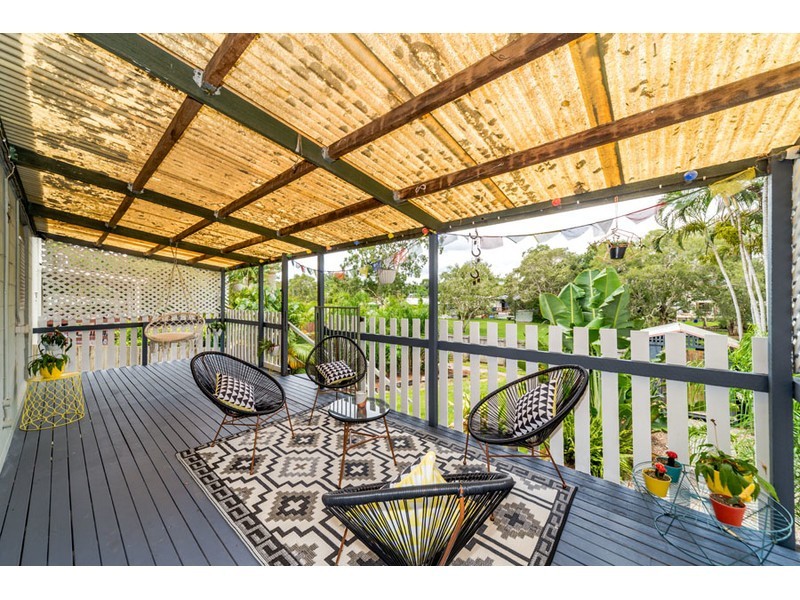 12 Gurrah Avenue, Southport QLD 4215