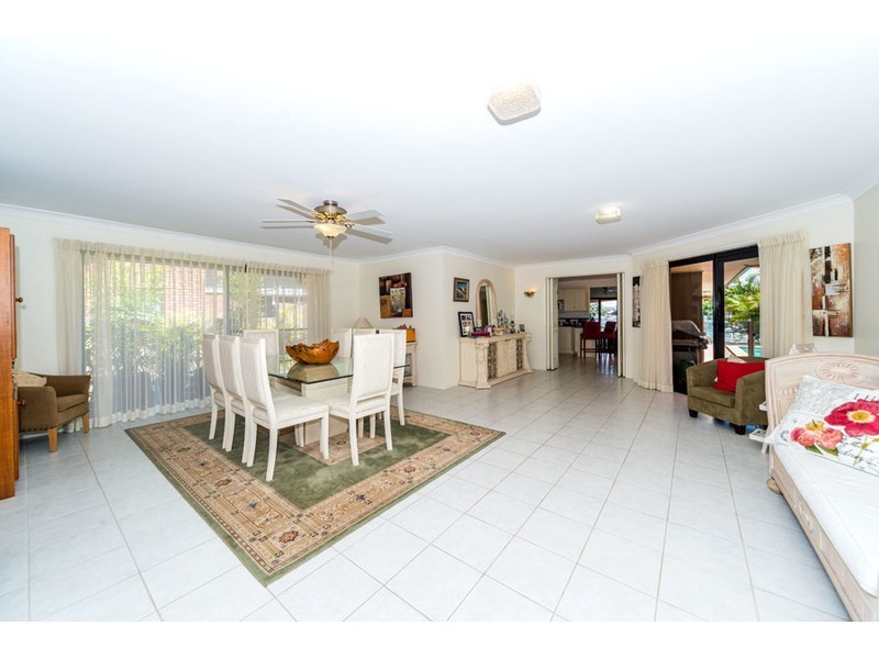 3 Sandakan Avenue, Runaway Bay QLD 4216