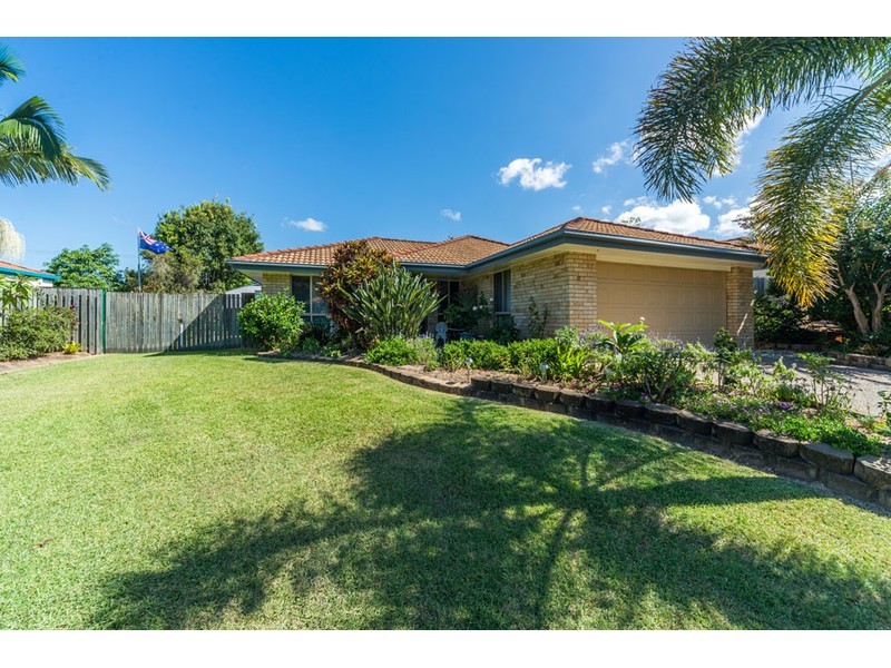 15 Barrs Avenue, Oxenford QLD 4210