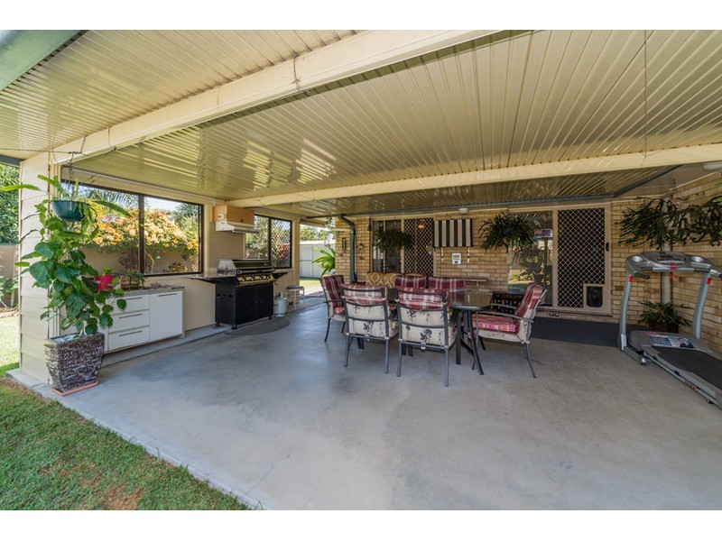 15 Barrs Avenue, Oxenford QLD 4210