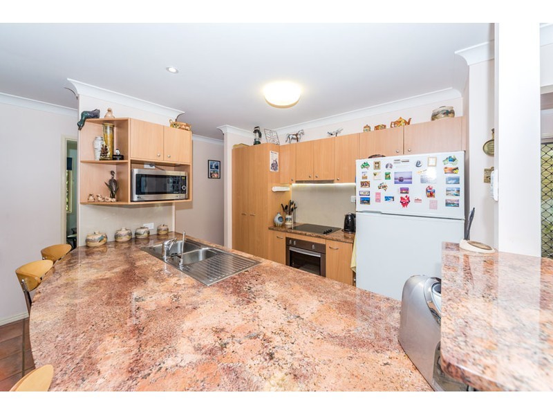 15 Barrs Avenue, Oxenford QLD 4210