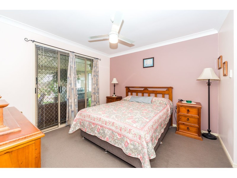 15 Barrs Avenue, Oxenford QLD 4210