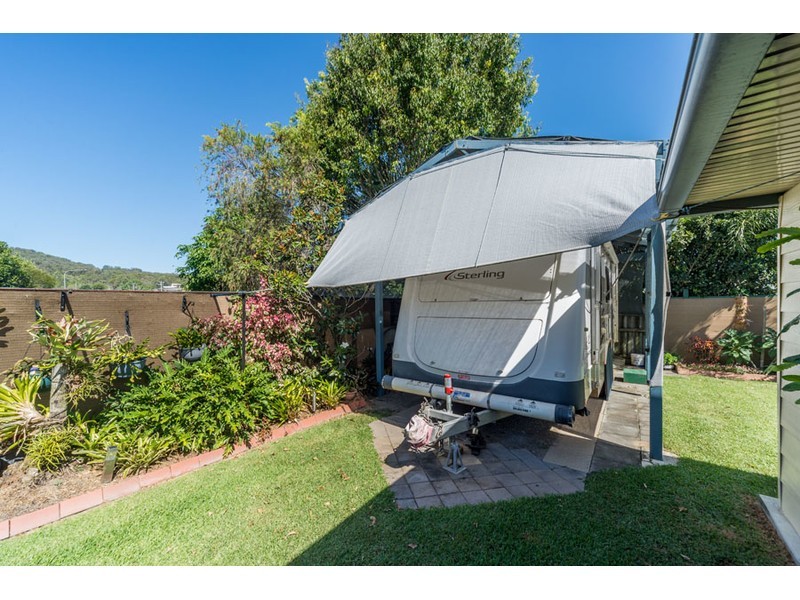 15 Barrs Avenue, Oxenford QLD 4210