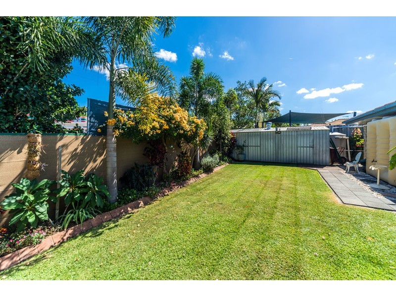 15 Barrs Avenue, Oxenford QLD 4210