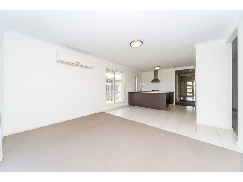 10 Labassa Avenue, Pimpama QLD 4209