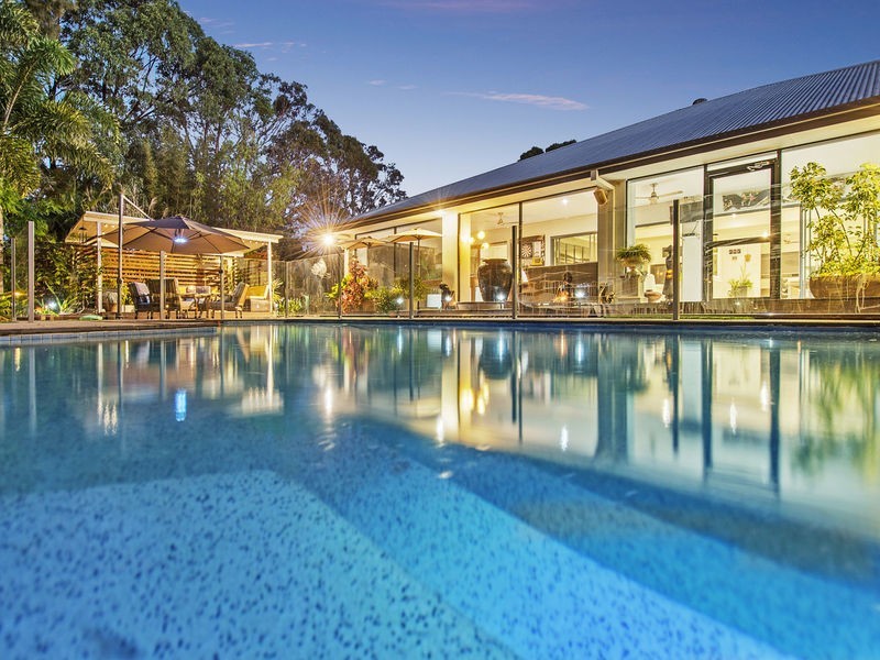 12 Seawind Road, Coomera Waters QLD 4209