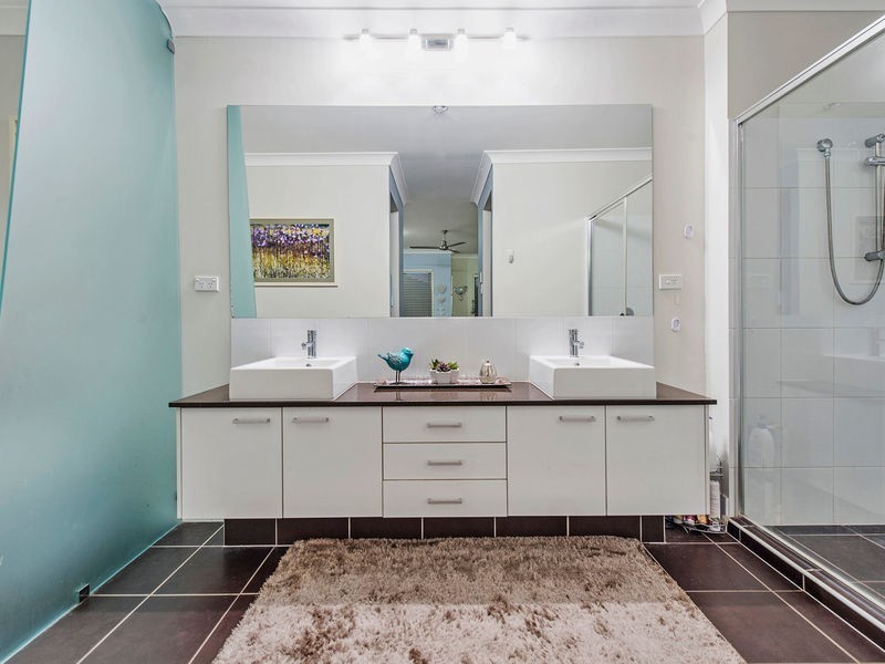 12 Seawind Road, Coomera Waters QLD 4209