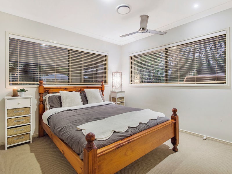 12 Seawind Road, Coomera Waters QLD 4209