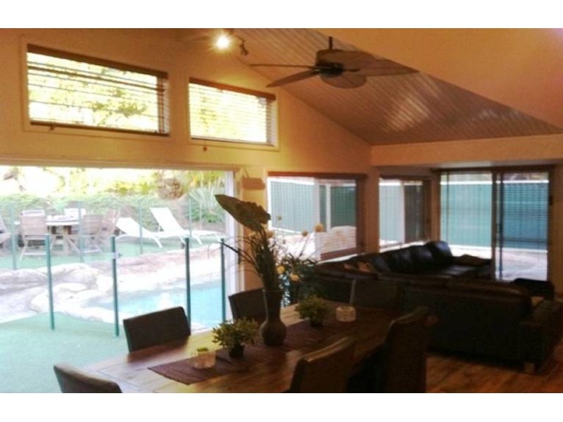 191 Universal Street, Oxenford QLD 4210