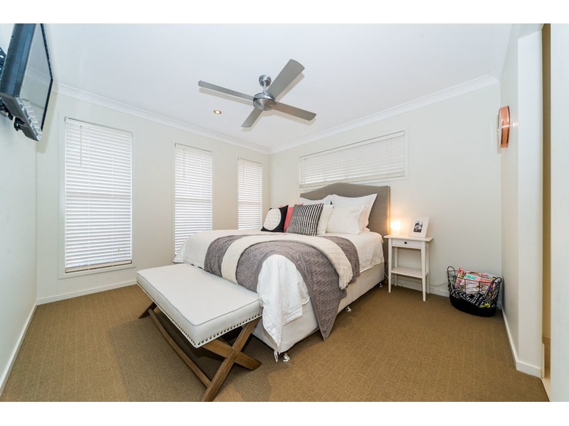 9 Gresswell Crescent, Upper Coomera QLD 4209