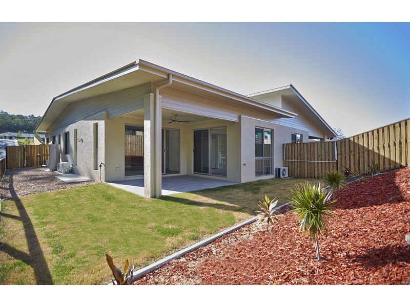 2/20 Dorretti Circuit, Upper Coomera QLD 4209