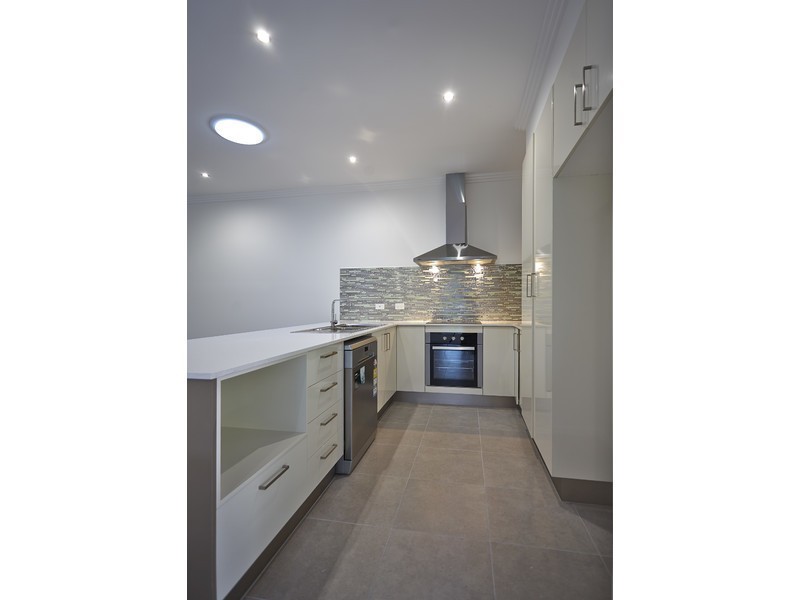 1/20 Dorretti Circuit, Upper Coomera QLD 4209