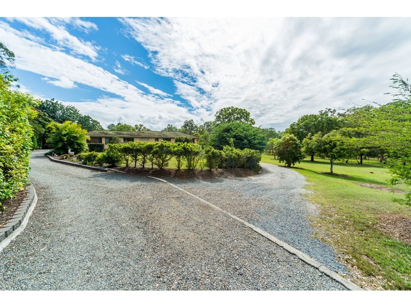 1 Karingal Drive, Pimpama QLD 4209